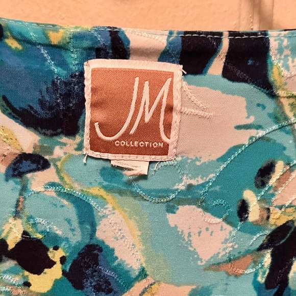 JM COLLECTION Women’s Short Sleeve Print Top. Sz M. - Picture 4 of 4